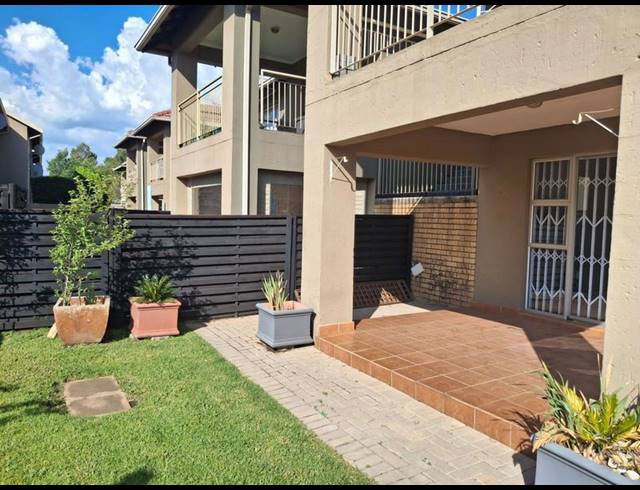 2 BEDROOM TOWNHOUSE FOR SALE IN RYNFIELD